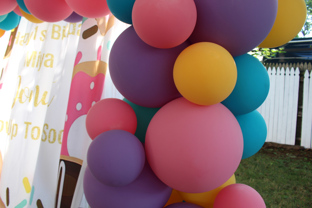 Balloon Garlands  Tulare County, Kern County, Central California